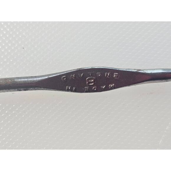 Vintage 5" Steel crochet/tatting hooks for lace and small work bone sewing awl - Picture 9 of 10